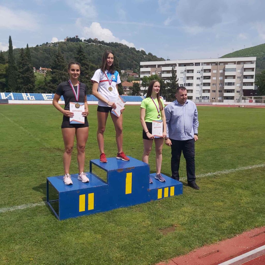 Кристина Стојковић републичка првакиња!