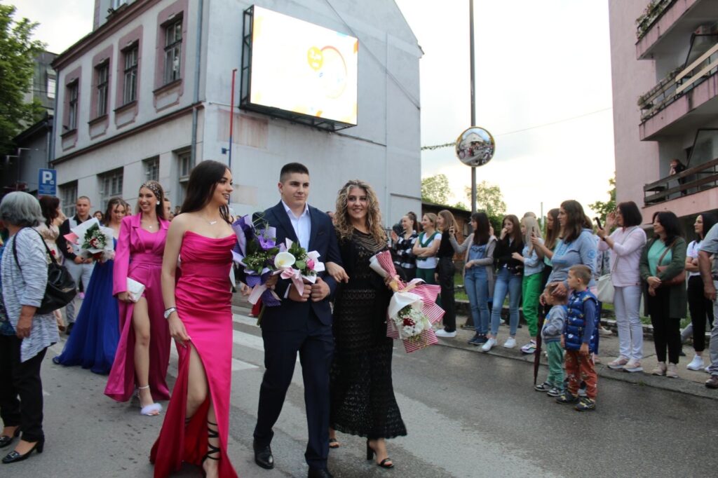 Матурско вече Матурско вече