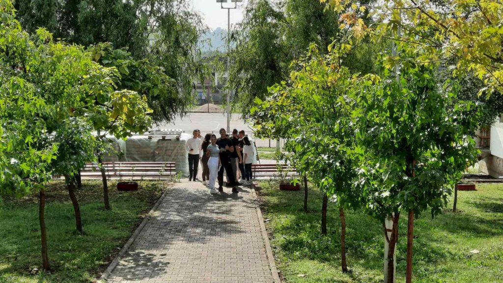 Сунчана порука од ученика ЈУ ЦСШ “Иво Андрић” Прњавор Сунчана порука од ученика ЈУ ЦСШ “Иво Андрић” Прњавор