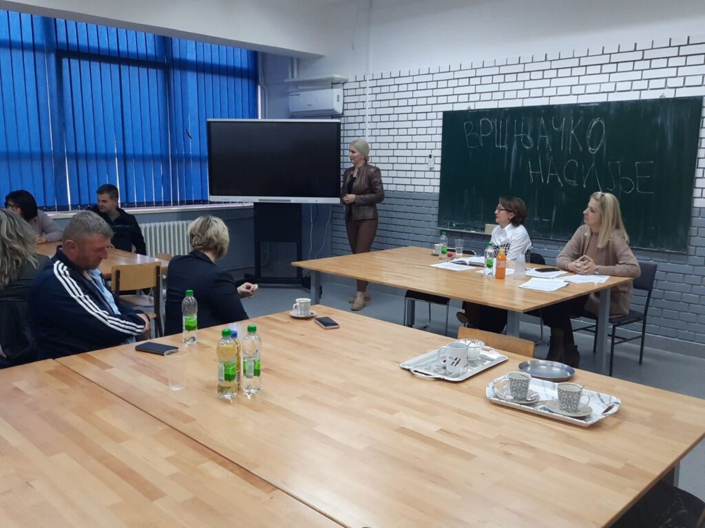 Предавање за чланове Савјета родитеља на тему “Вршњачко насиље”