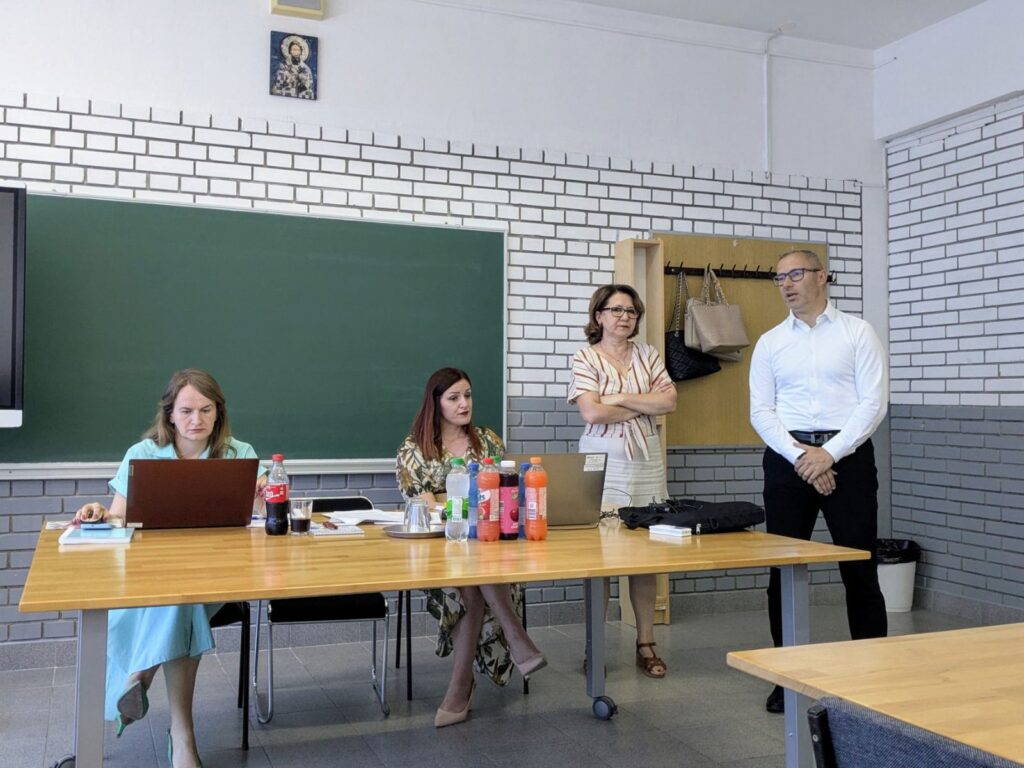 Одржана XV сједница Актива директора средњих школа регије Приједор Одржана XV сједница Актива директора средњих школа регије Приједор